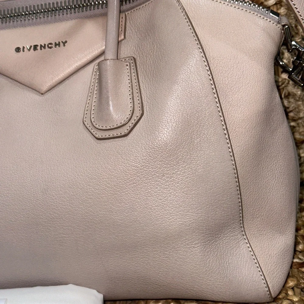 Givenchy‎ Antigona Medium Leather Satchel Bag